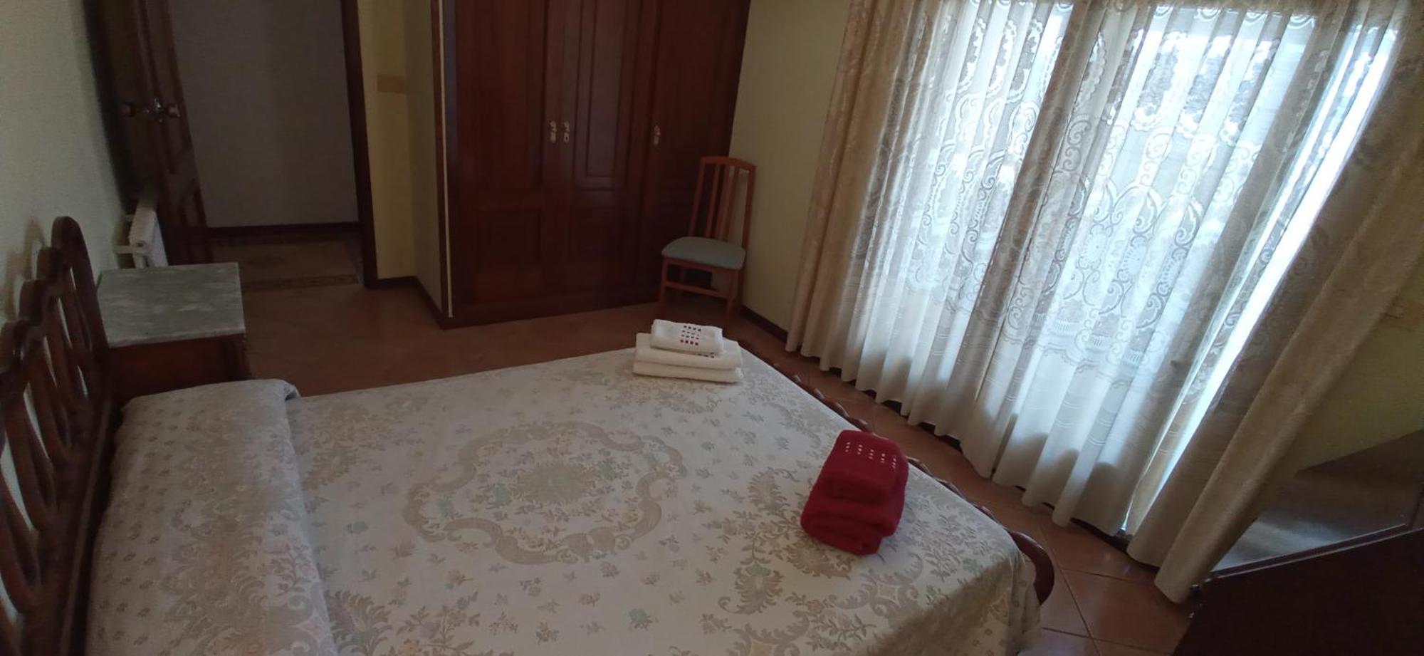Casa Independiente Para Grandes Grupos Y Familias Valeixe Exterior foto